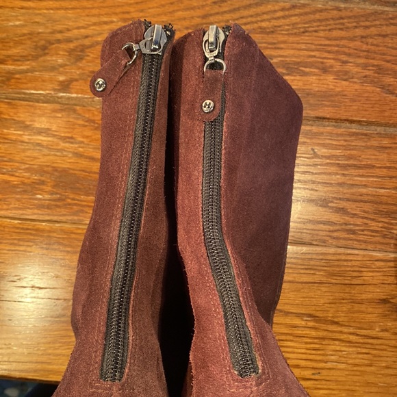 Tommy Hilfiger Wedge-Heeled PURPLE SUEDE Zip-Back Boots - Picture 10 of 10